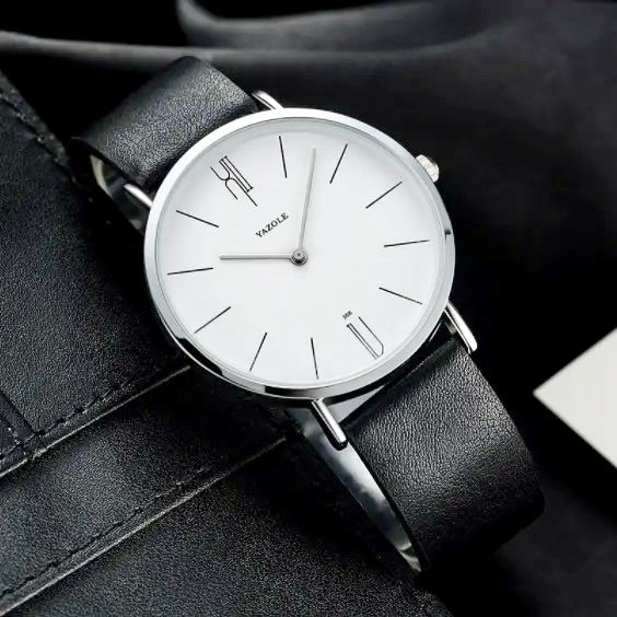 Armbanduhr mit Lederarmband - ultradünn