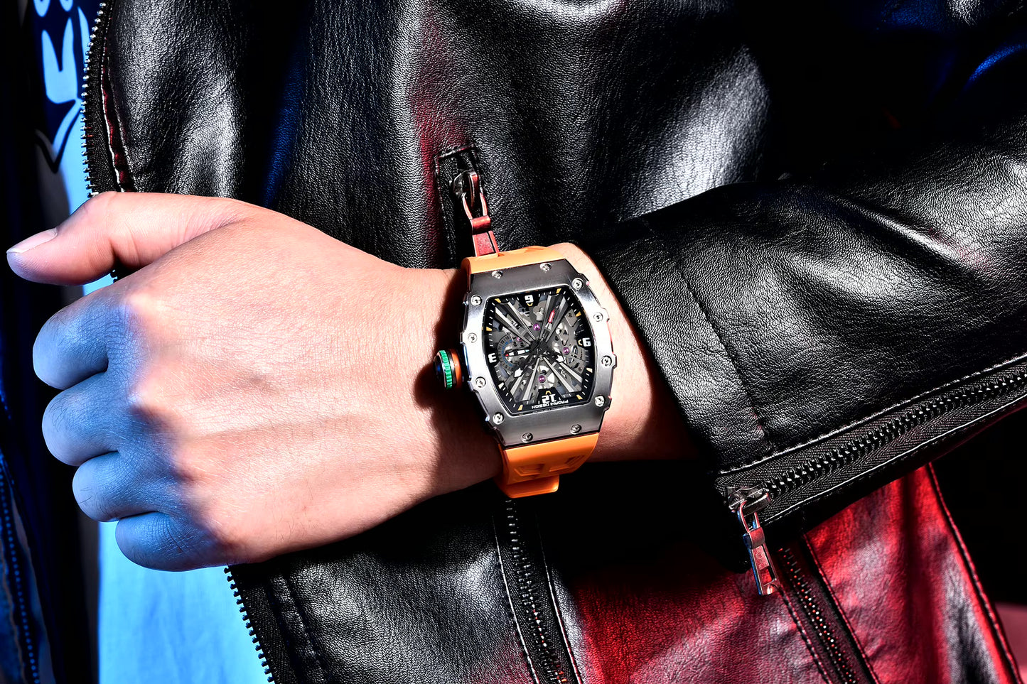 Pagani Design 1738 - Herren-Skeleton-Armbanduhr im Tonneau-Design